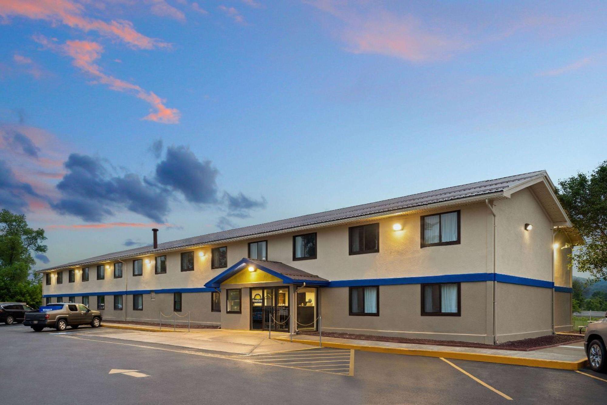 Days Inn By Wyndham Hornell Ny Exterior foto